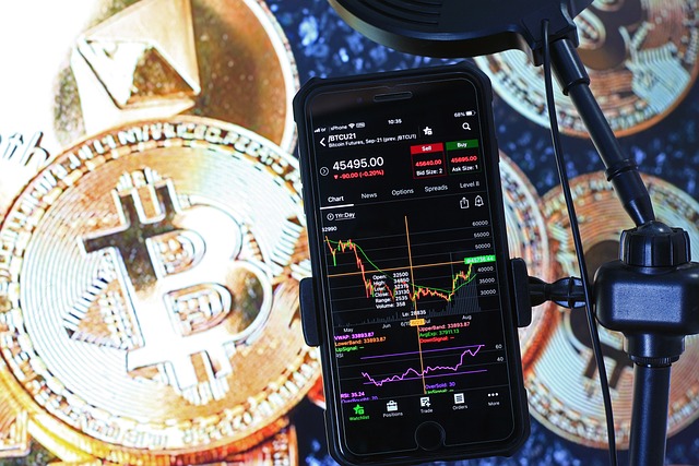 Beyond the Hype: Navigating Crypto's Risks and Rewards with Confidence