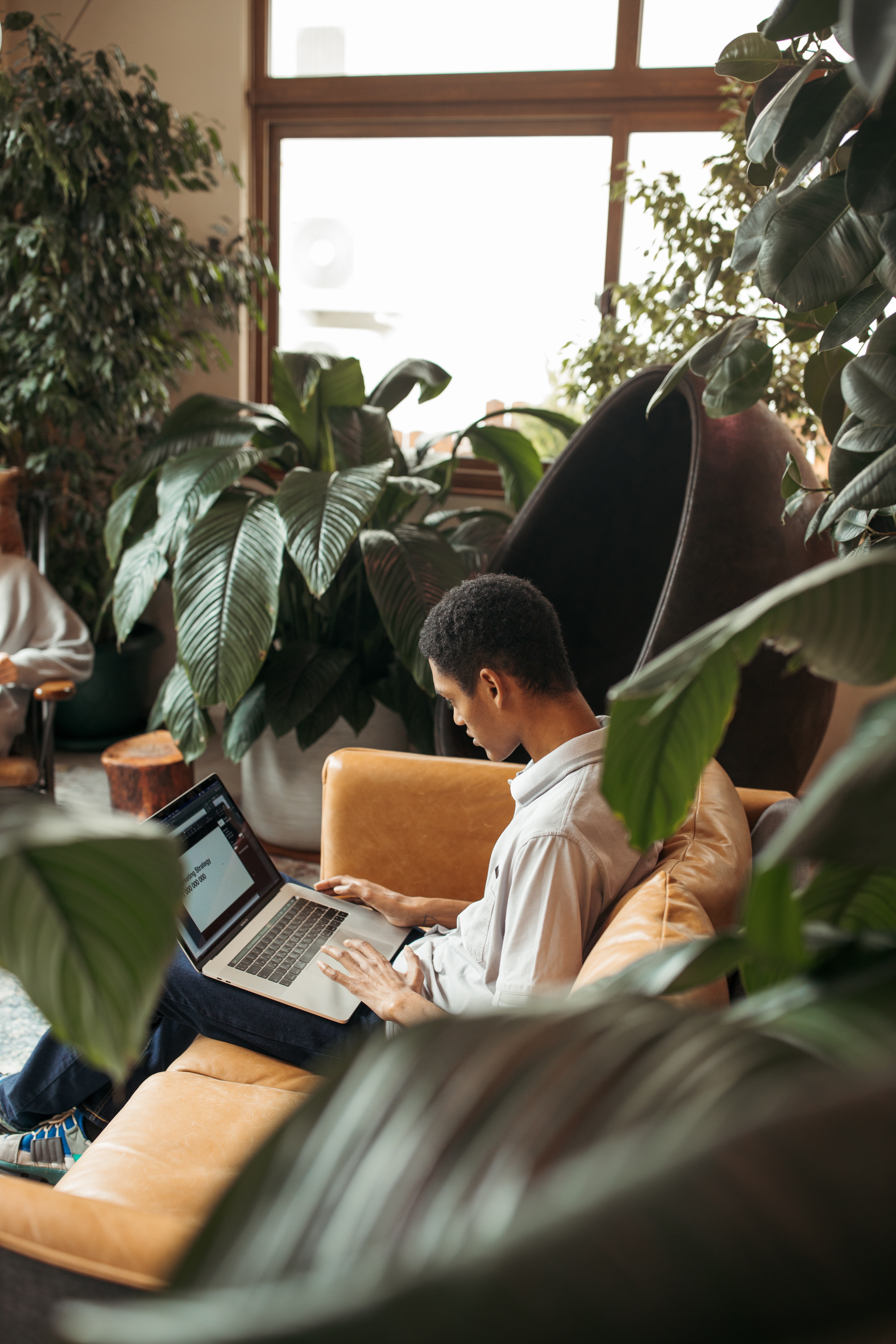 Networking Mastery: Building Relationships In The Startup Ecosystem
