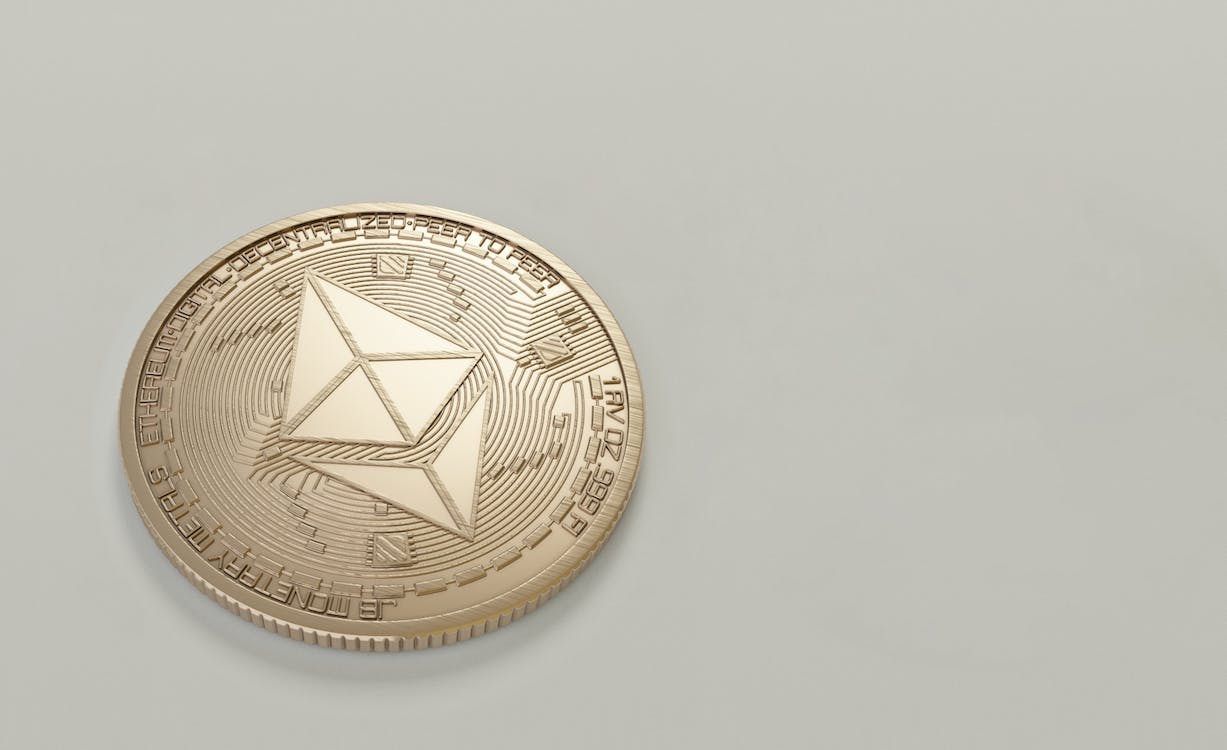 Ethereum 101: Exploring Smart Contracts and DApps
